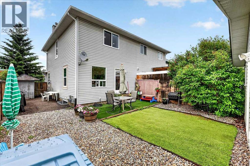 39 Bridlewood Avenue SW, Calgary, Alberta  T2Y 3T3 - Photo 38 - A2323974