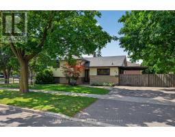 52 CLEMENT ROAD, Toronto, Ontario