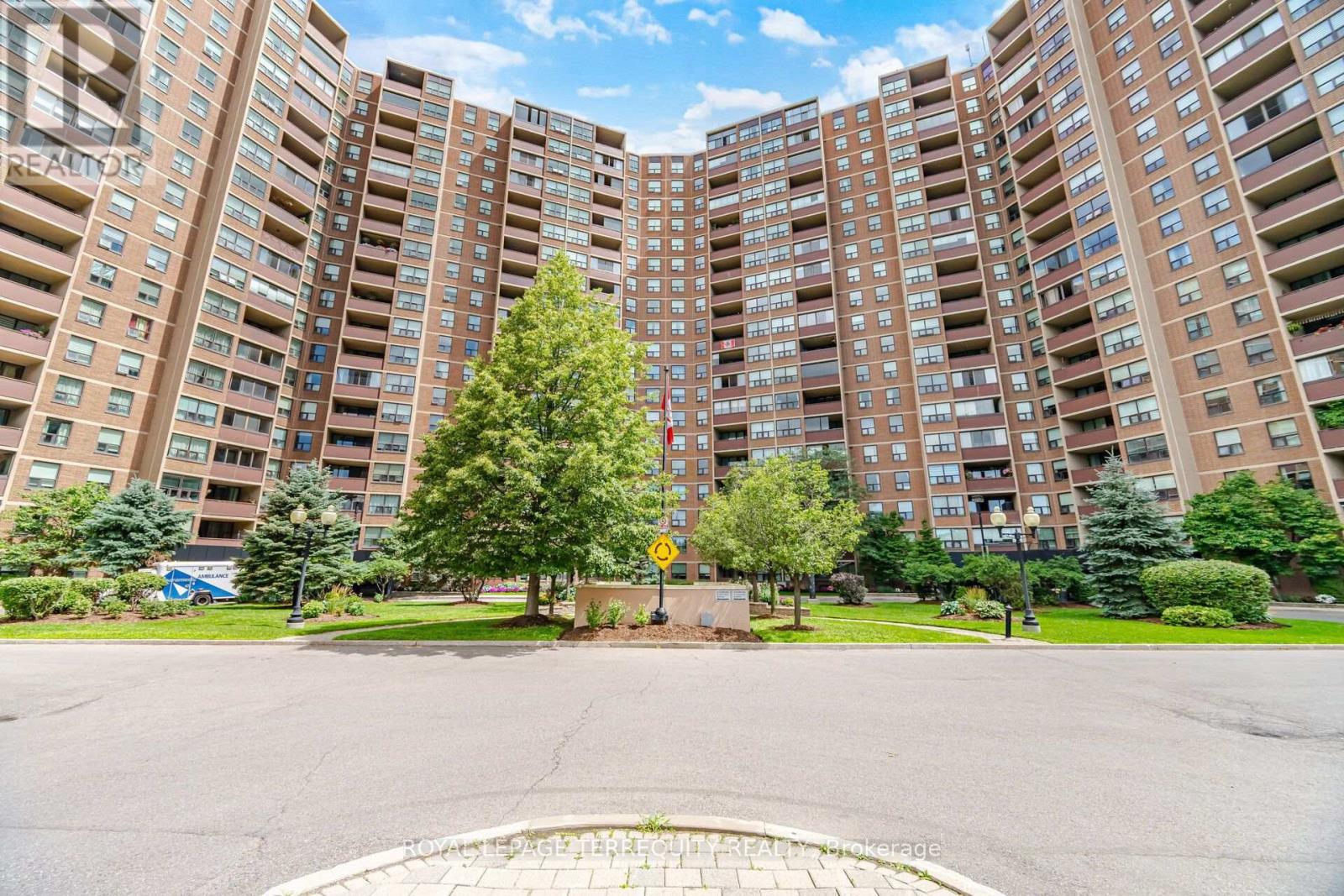 1504 - 716 THE WEST MALL, Toronto, Ontario
