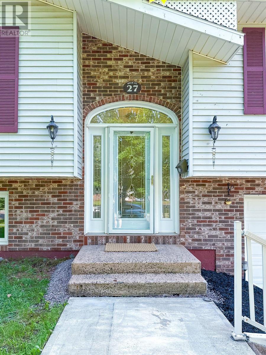 27 Beer Street, Charlottetown, Prince Edward Island  C1A 8Z4 - Photo 3 - 202617103