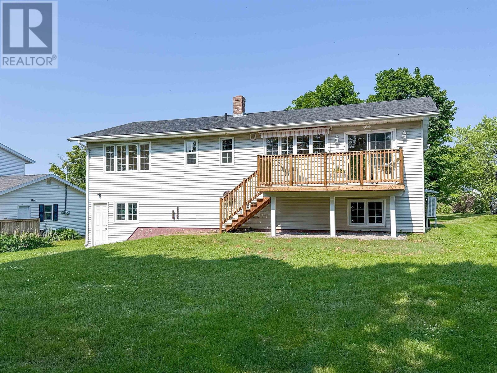 27 Beer Street, Charlottetown, Prince Edward Island  C1A 8Z4 - Photo 33 - 202617103