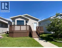 220 16 Street E, Brooks, Alberta