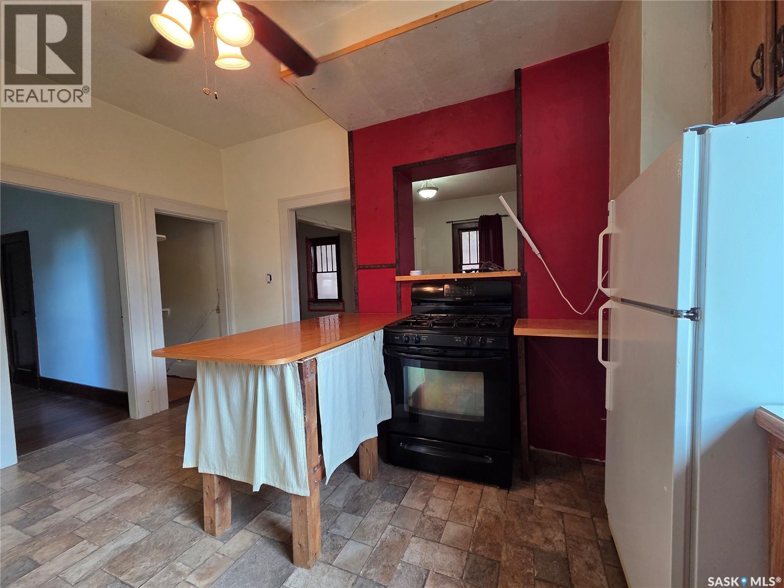304 1st Avenue, Craik, Saskatchewan  S0G 0V0 - Photo 8 - SK042110