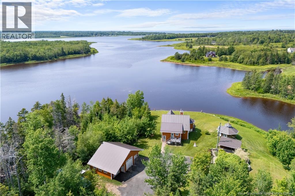 235 Raymel, Grand-Barachois, New Brunswick  E4P 7M7 - Photo 2 - NB143671