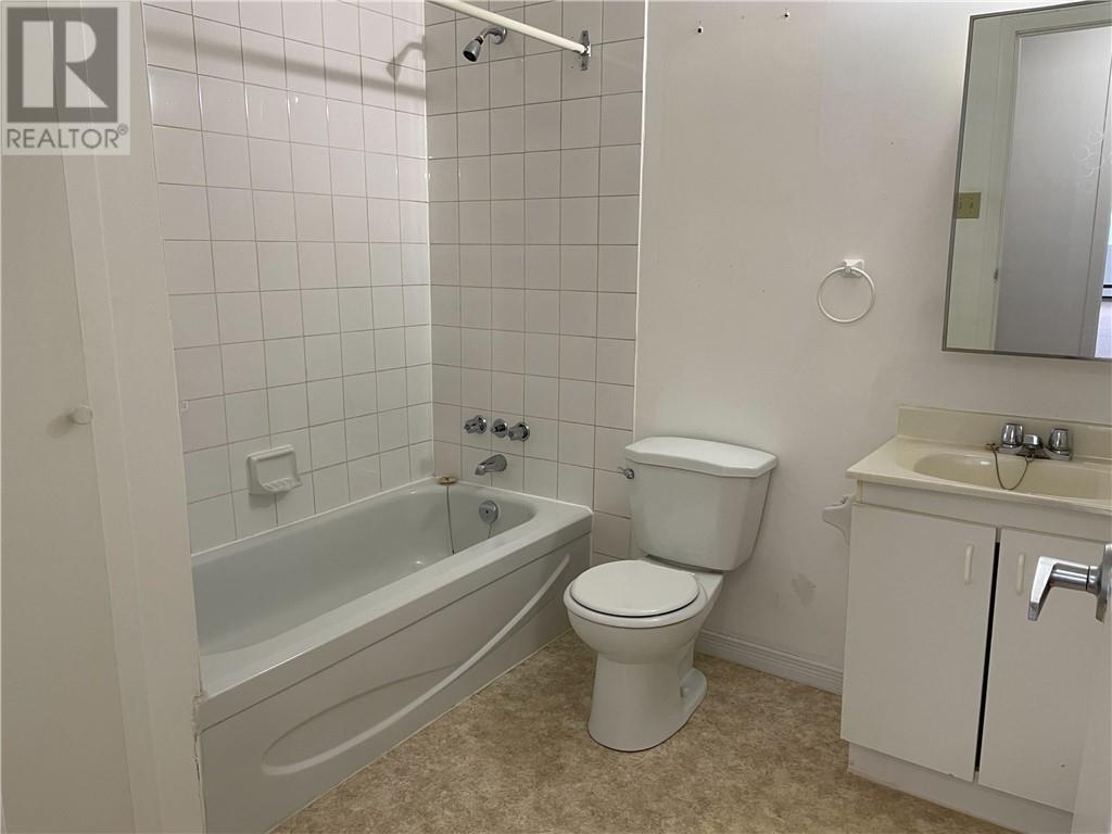 21 Balsam Street Unit# 210, Coniston, Ontario  P0M 1M0 - Photo 8 - 2129097