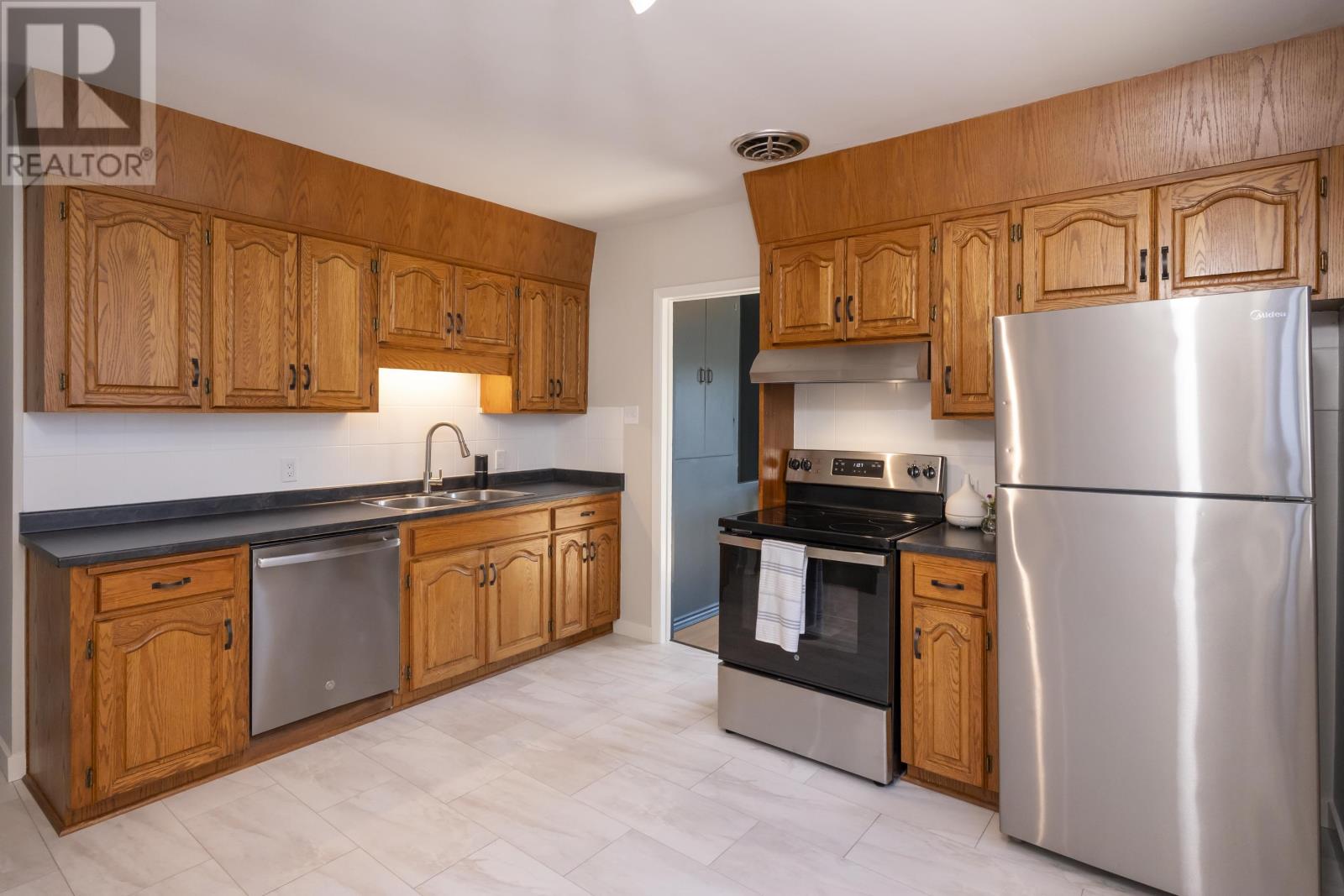 317 Rockwood Ave., Thunder Bay, Ontario  P7B 4K8 - Photo 12 - TB2601884