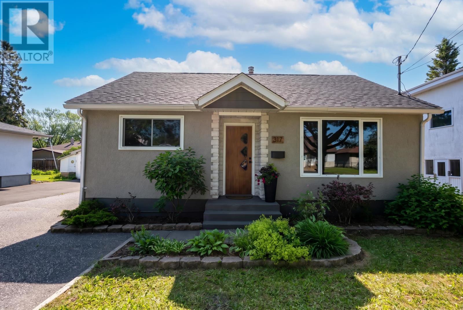 317 Rockwood Ave., Thunder Bay, Ontario  P7B 4K8 - Photo 2 - TB2601884