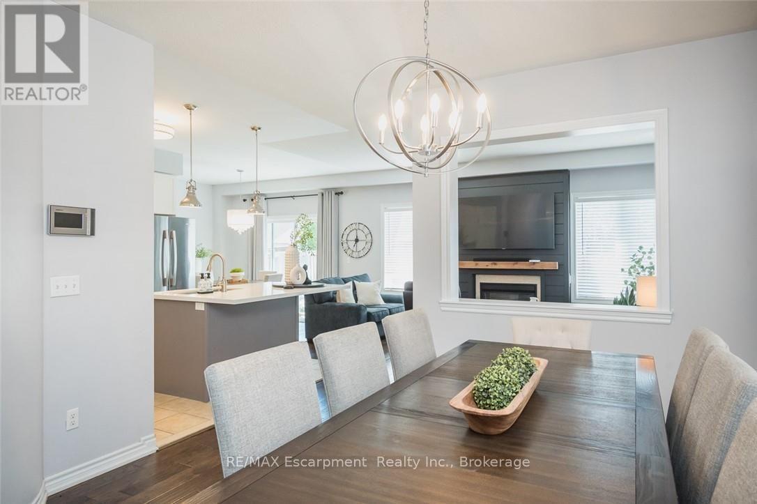 3184 Tim Dobbie Drive, Burlington, Ontario  L7M 0N3 - Photo 6 - W13544978