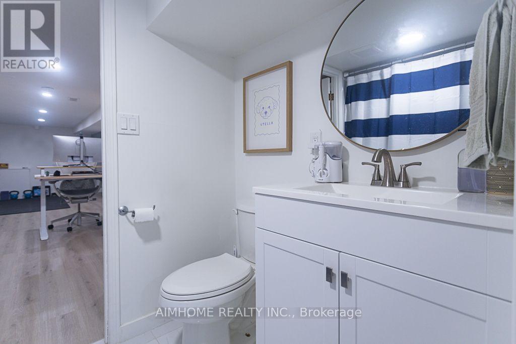 6 Macklem Avenue, Toronto, Ontario  M6J 3M2 - Photo 27 - C13544960