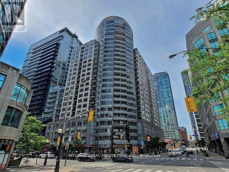 1708 - 20 BLUE JAYS WAY, Toronto, Ontario