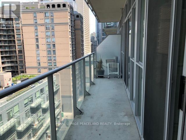 1111 - 21 Nelson Street, Toronto, Ontario M5V 1T8 - Photo 8 - C13545190