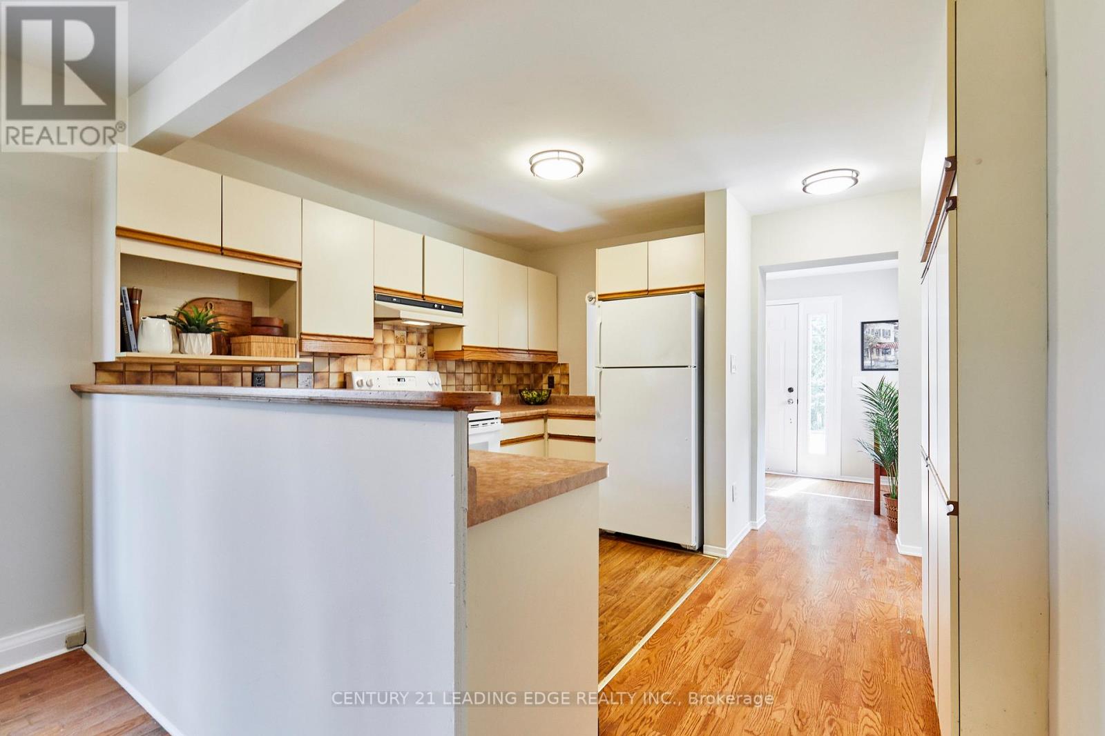 19 Scarboro Crescent, Toronto, Ontario  M1M 2J3 - Photo 11 - E13545076