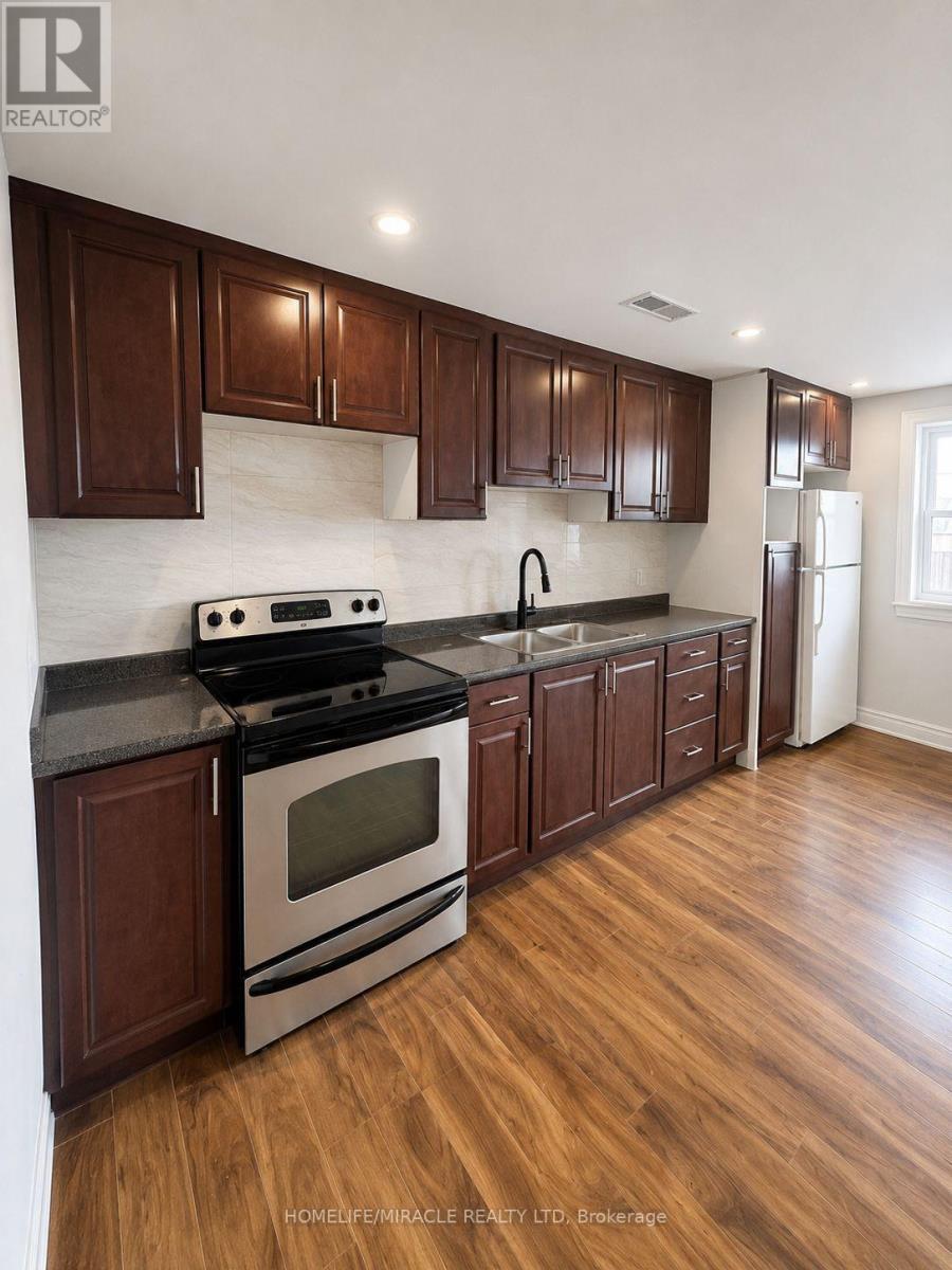 Bsmt - 2279 Chapman Court, Pickering, Ontario  L1X 2G1 - Photo 3 - E13545090