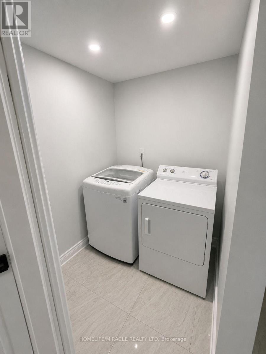 Bsmt - 2279 Chapman Court, Pickering, Ontario  L1X 2G1 - Photo 6 - E13545090