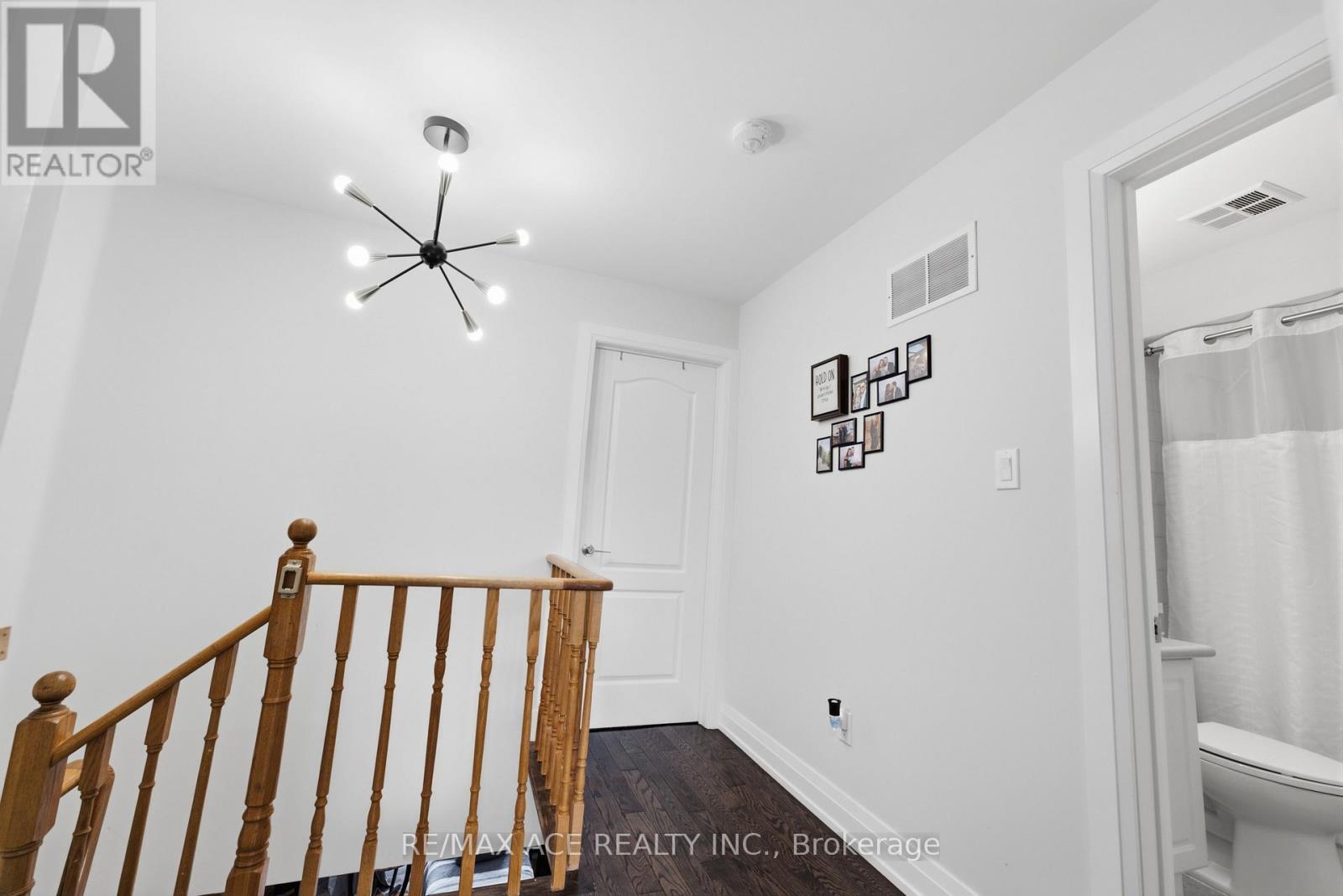 1563 Nipissing Court, Pickering, Ontario  L1V 6T9 - Photo 24 - E13545112