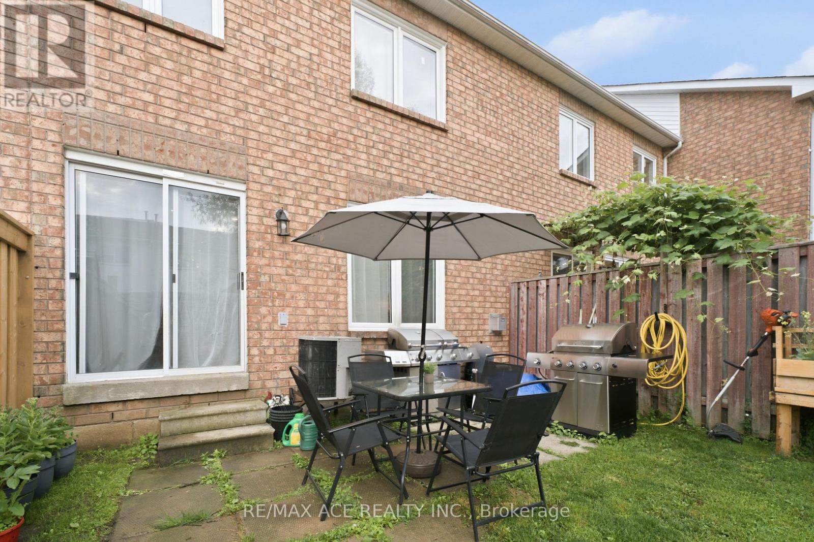 1563 Nipissing Court, Pickering, Ontario  L1V 6T9 - Photo 43 - E13545112