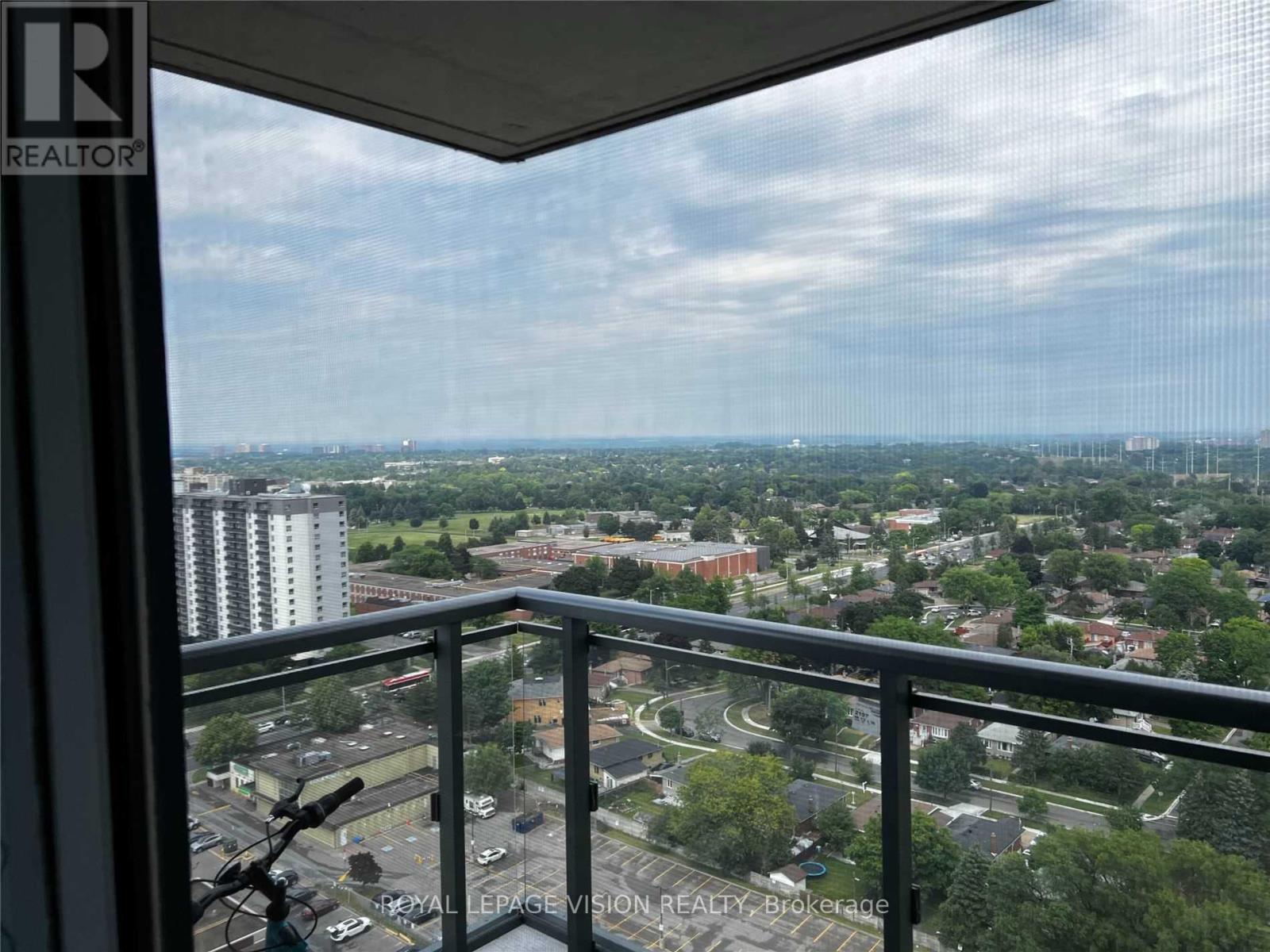 2207 - 30 Meadowglen Place, Toronto, Ontario M1G 0A6 - Photo 12 - E13545178