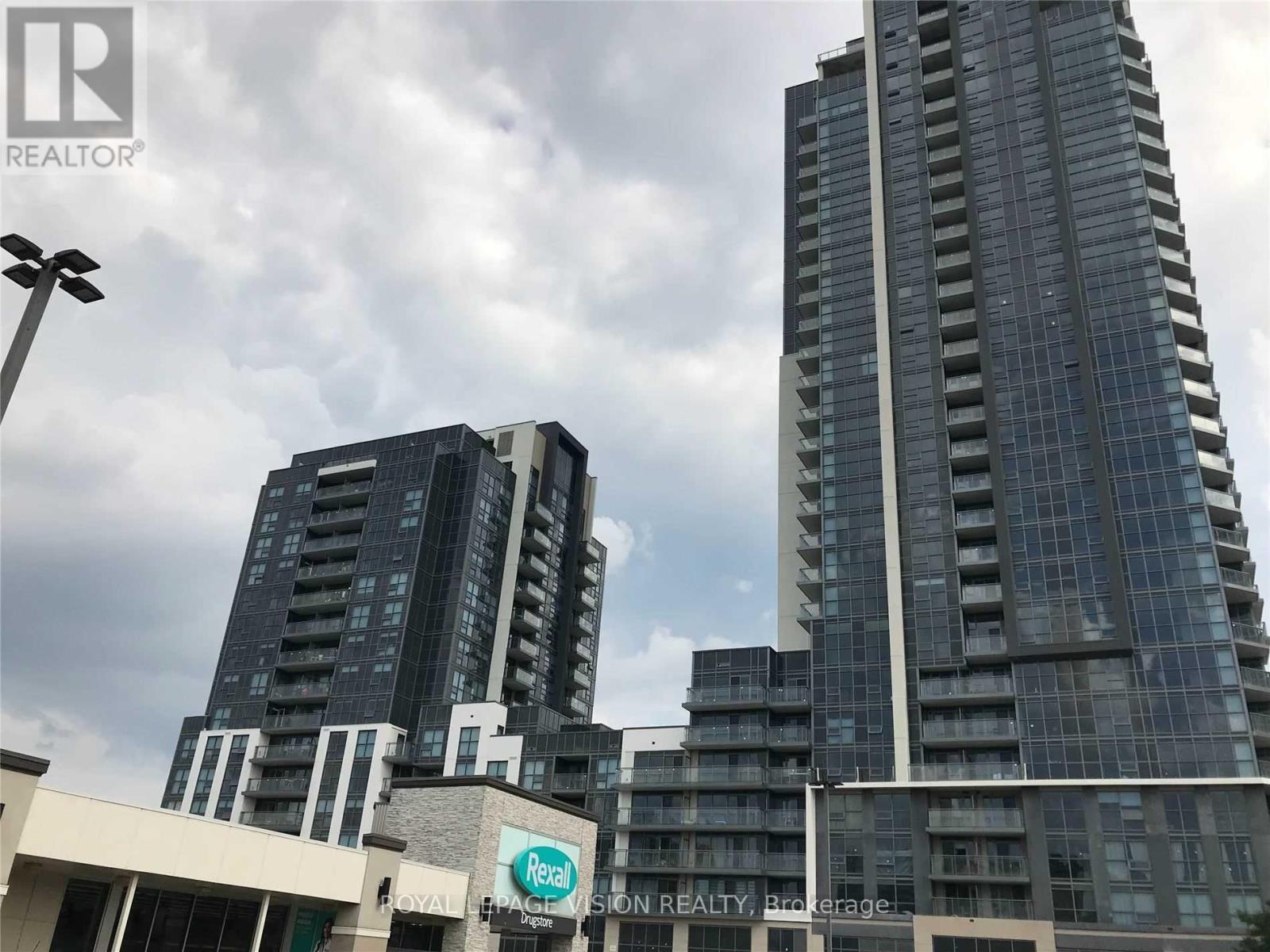2207 - 30 Meadowglen Place, Toronto, Ontario M1G 0A6 - Photo 2 - E13545178