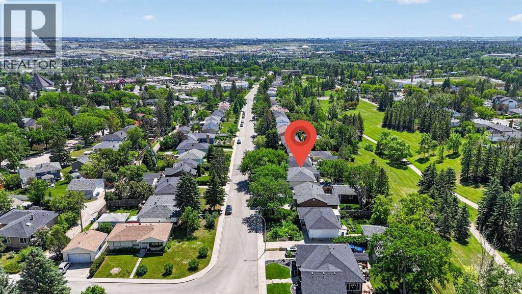819 Thorneycroft Drive NW, Calgary, Alberta  T2K 3K5 - Photo 48 - A2325893