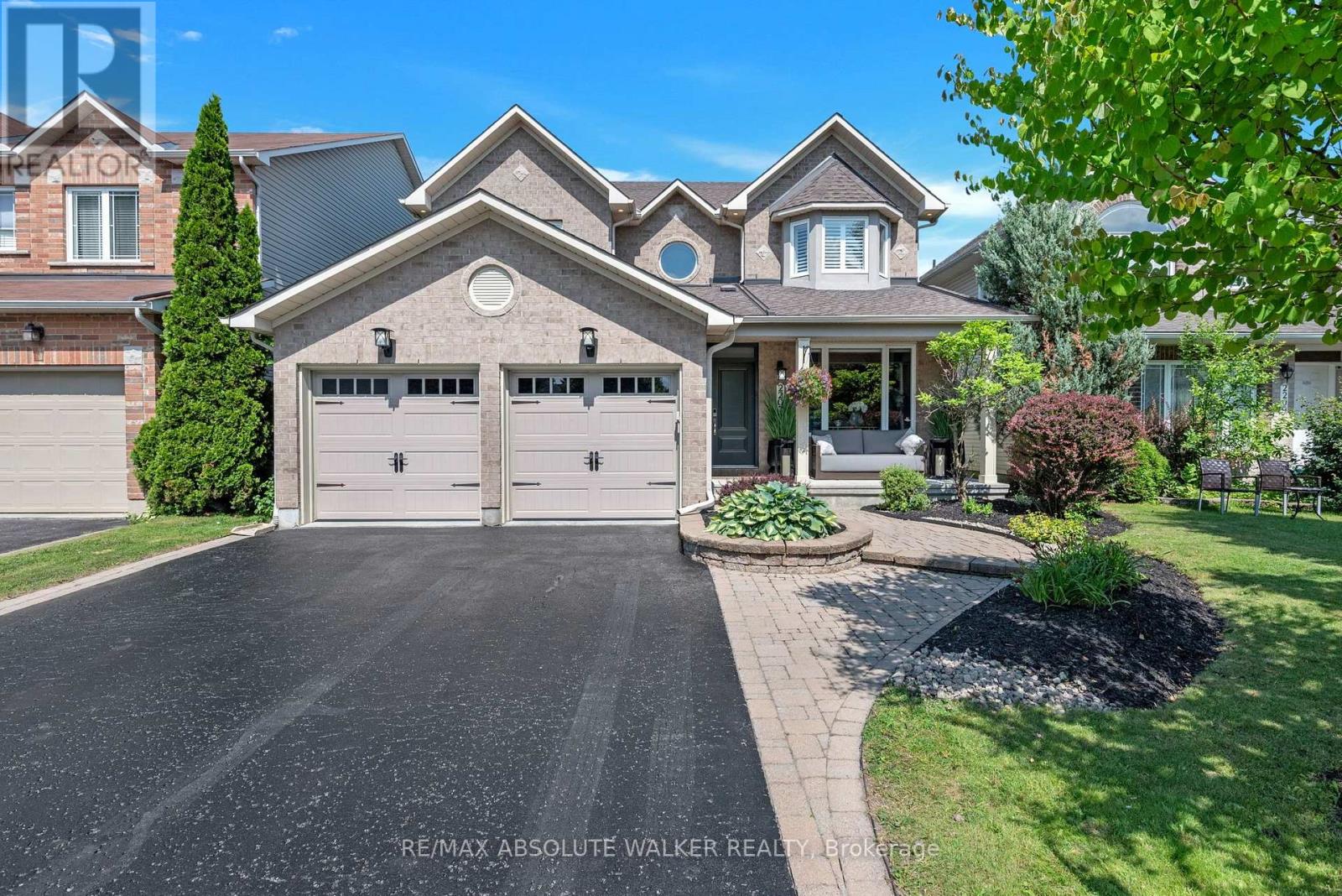 2207 SANDMAN CRESCENT, Ottawa