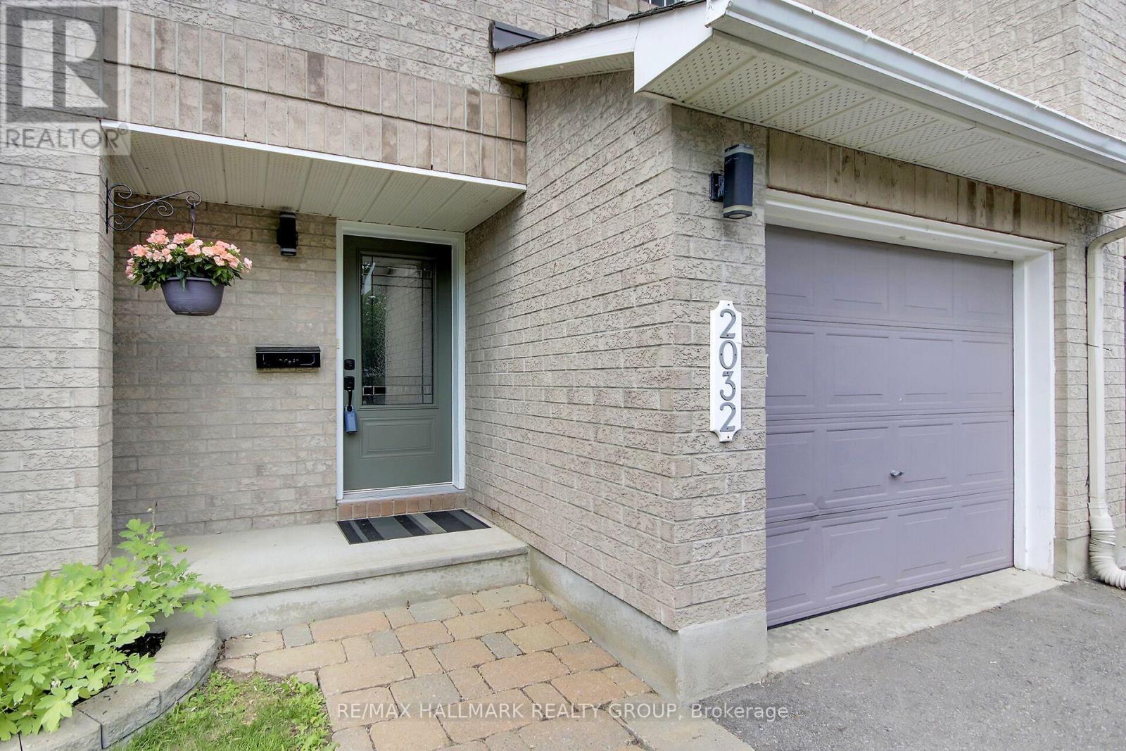 2032 Dorima Street, Ottawa, Ontario  K4A 3J7 - Photo 2 - X13545166