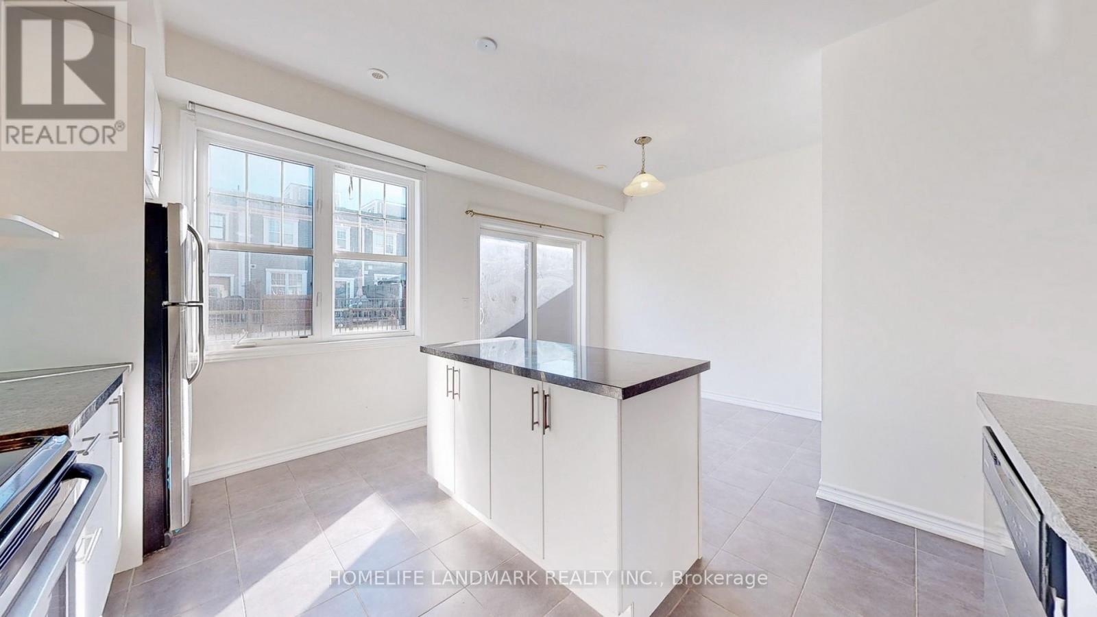 114 Baker Hill Boulevard, Whitchurch-Stouffville, Ontario L4A 1Y4 - Photo 7 - N13544952