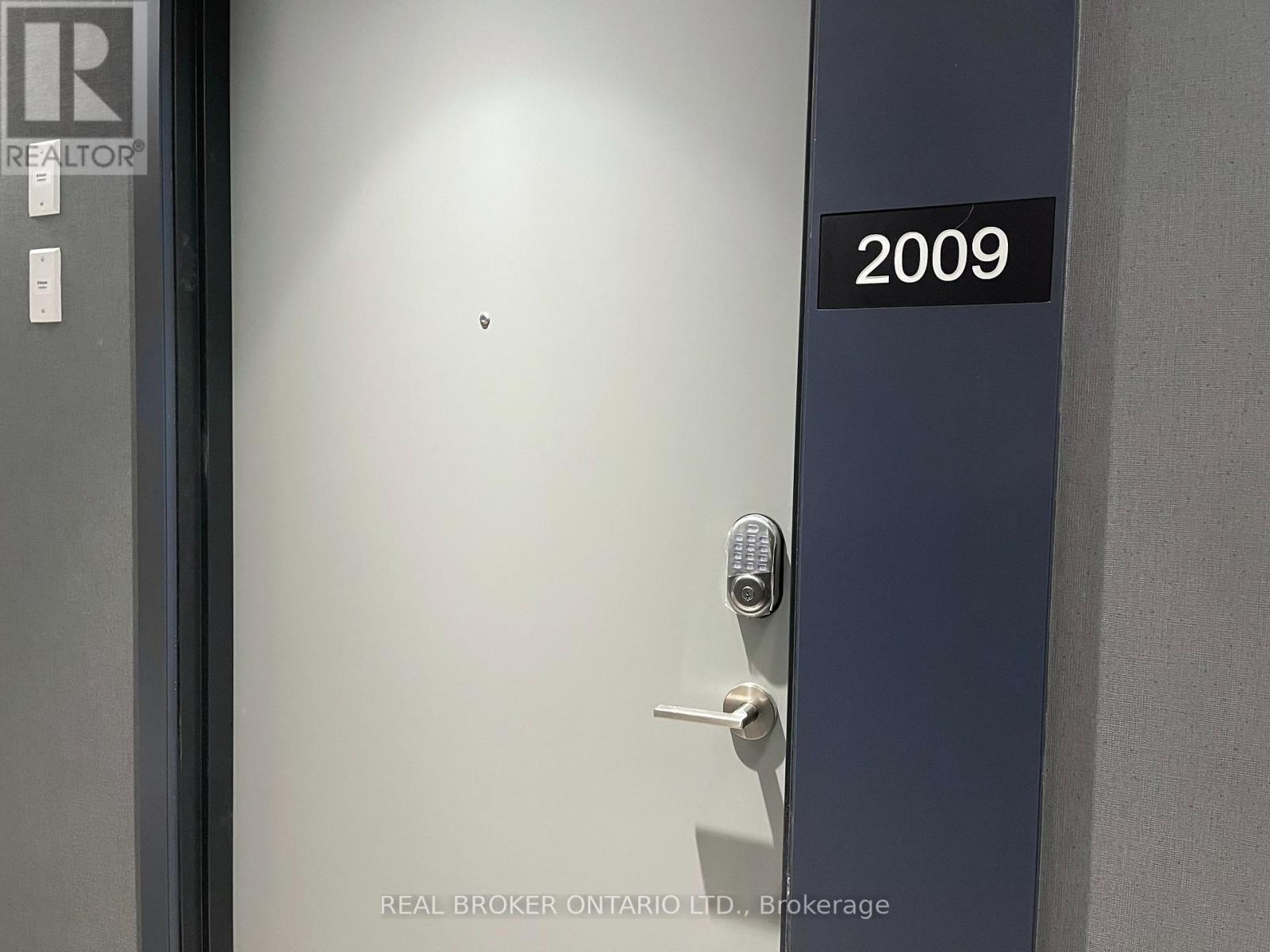 2009 - 50 Upper Mall Way, Vaughan, Ontario L4J 0L8 - Photo 6 - N13545100