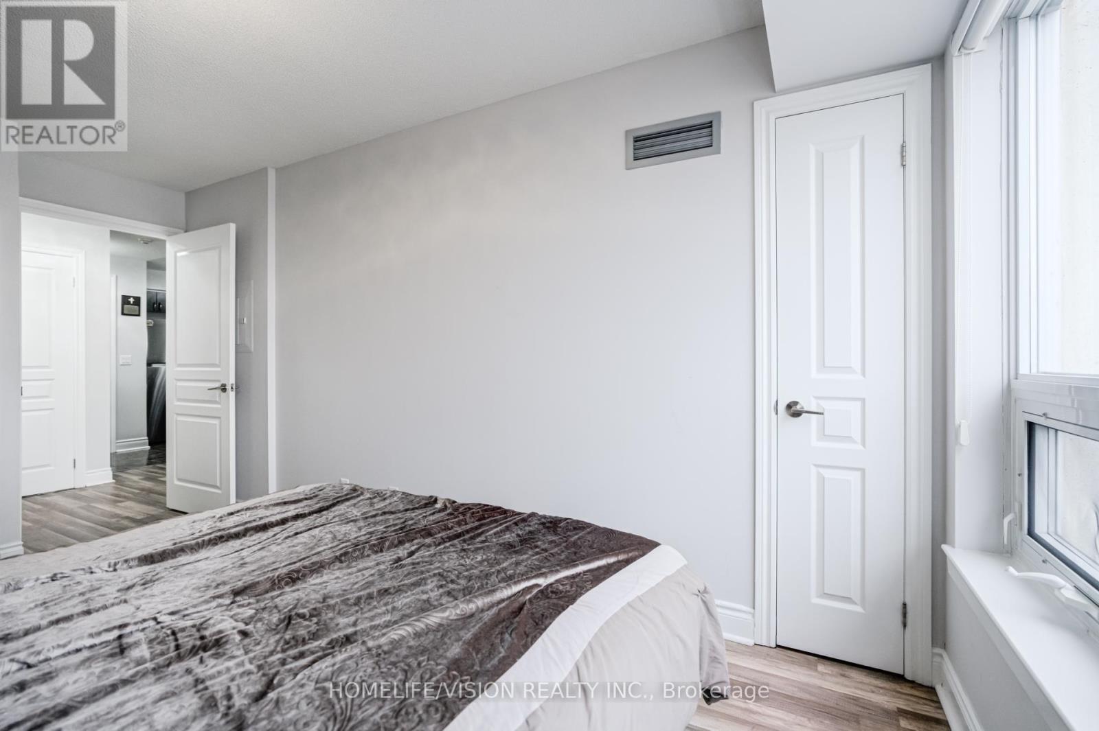 1802 - 7 North Park Road, Vaughan, Ontario  L4J 0C9 - Photo 24 - N13545114