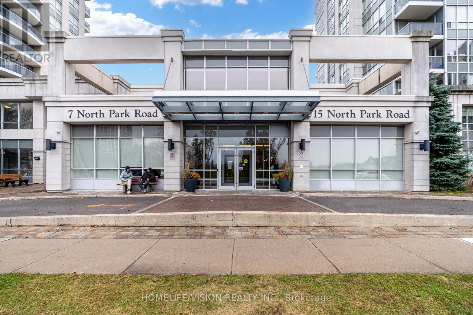 1802 - 7 North Park Road, Vaughan, Ontario  L4J 0C9 - Photo 3 - N13545114