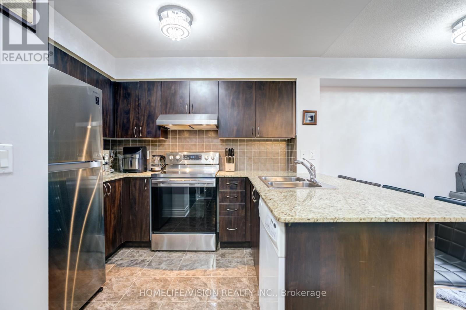 1802 - 7 North Park Road, Vaughan, Ontario  L4J 0C9 - Photo 9 - N13545114