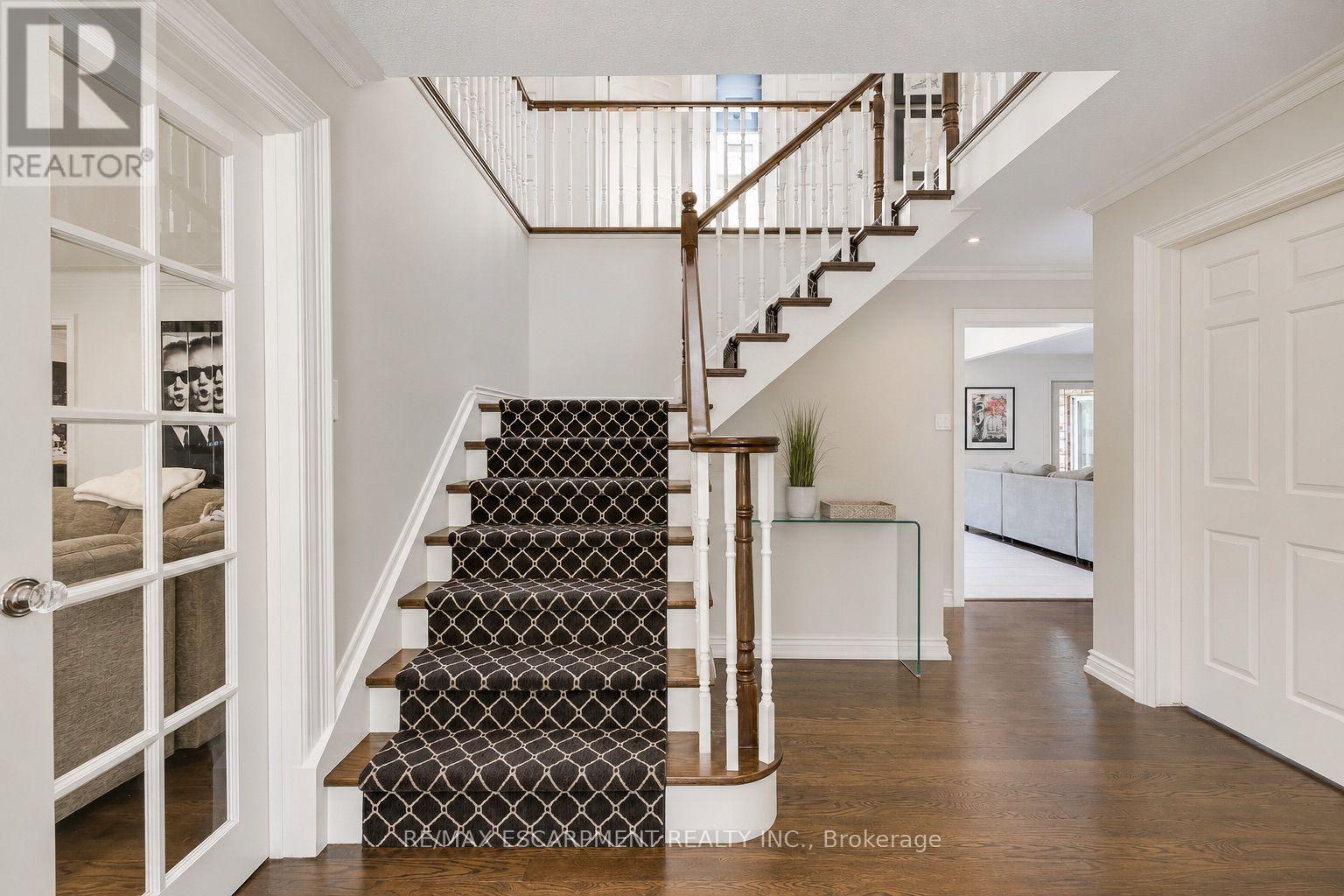 1251 Lakeshore Road E, Oakville, Ontario  L6J 1L5 - Photo 20 - W13544916