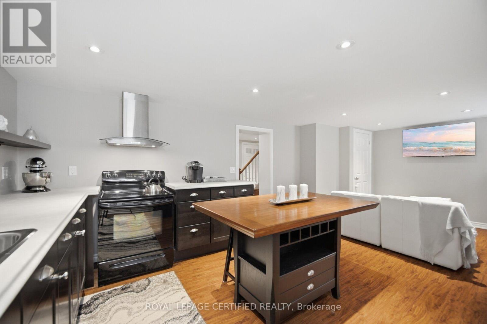 8 Elizabeth Street S, Brampton, Ontario  L6Y 1P8 - Photo 36 - W13544932