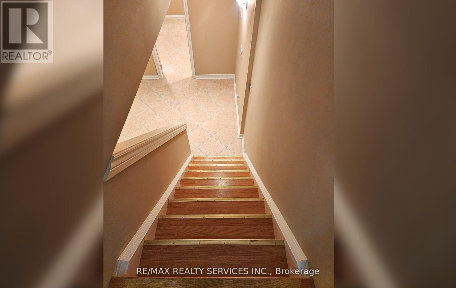 Bsmt - 387 Rocca Court, Mississauga, Ontario L5W 1V1 - Photo 12 - W13544976