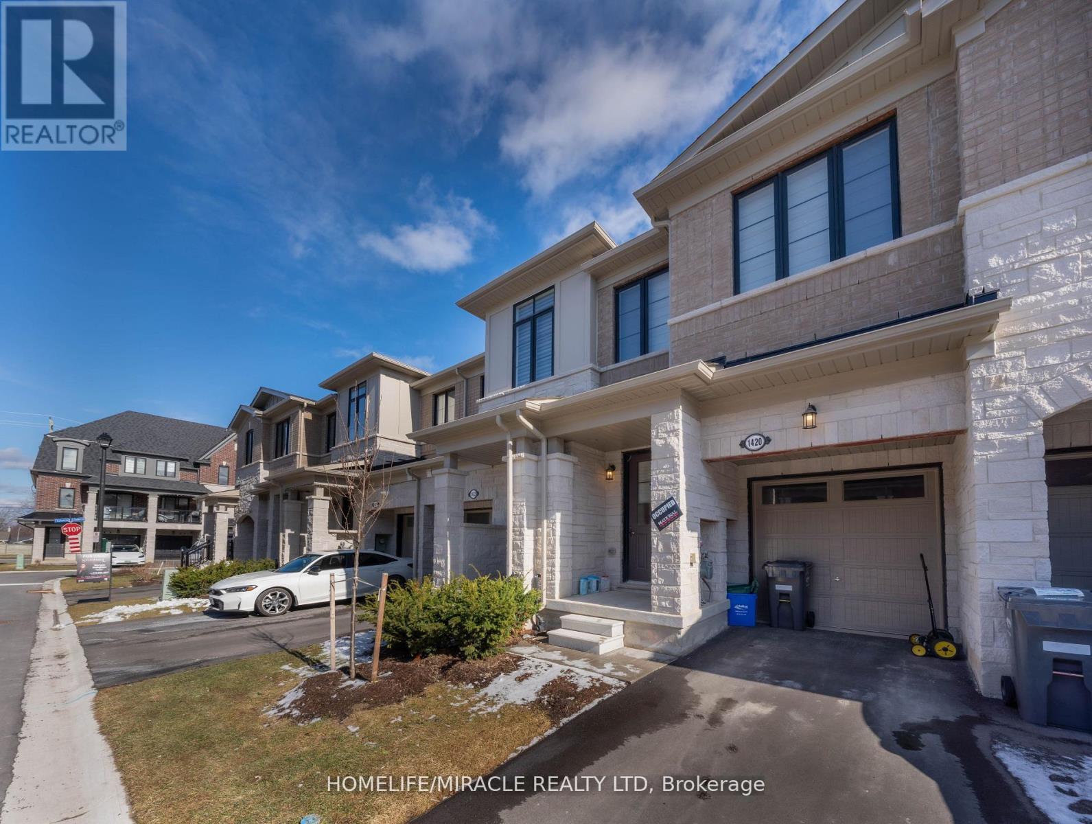 1420 Oakmont Common, Burlington, Ontario L7P 0V8 - Photo 2 - W13545136