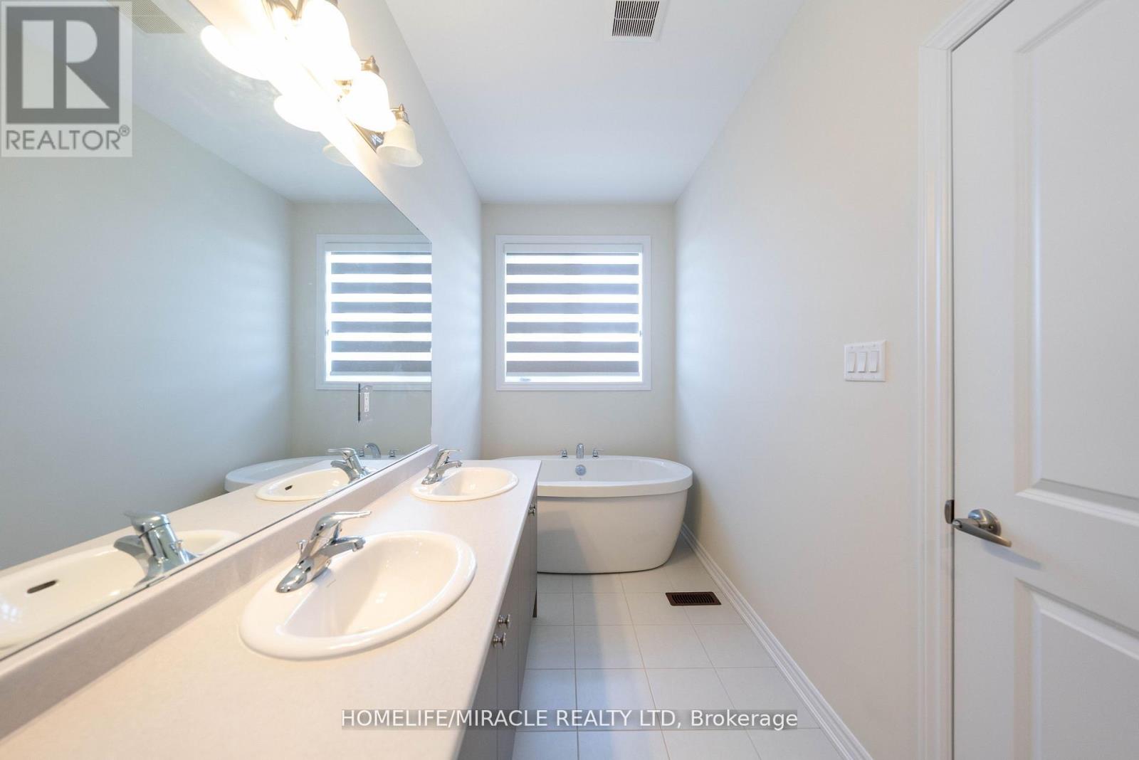 1420 Oakmont Common, Burlington, Ontario L7P 0V8 - Photo 21 - W13545136