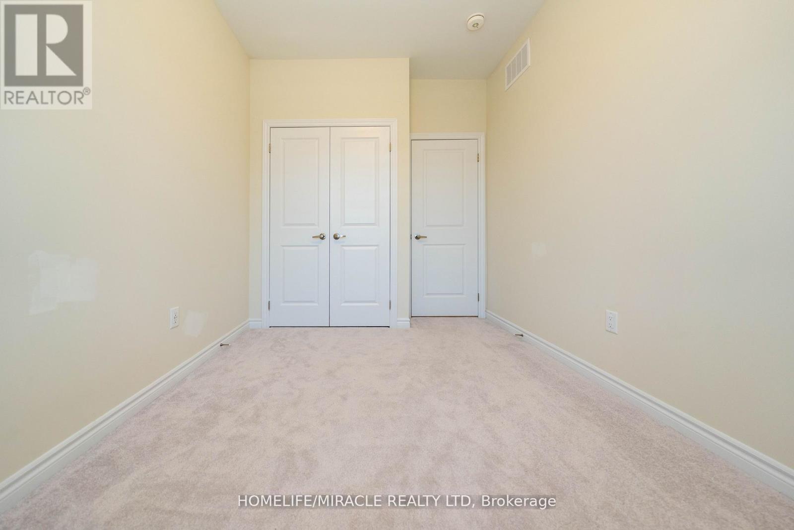 1420 Oakmont Common, Burlington, Ontario L7P 0V8 - Photo 31 - W13545136
