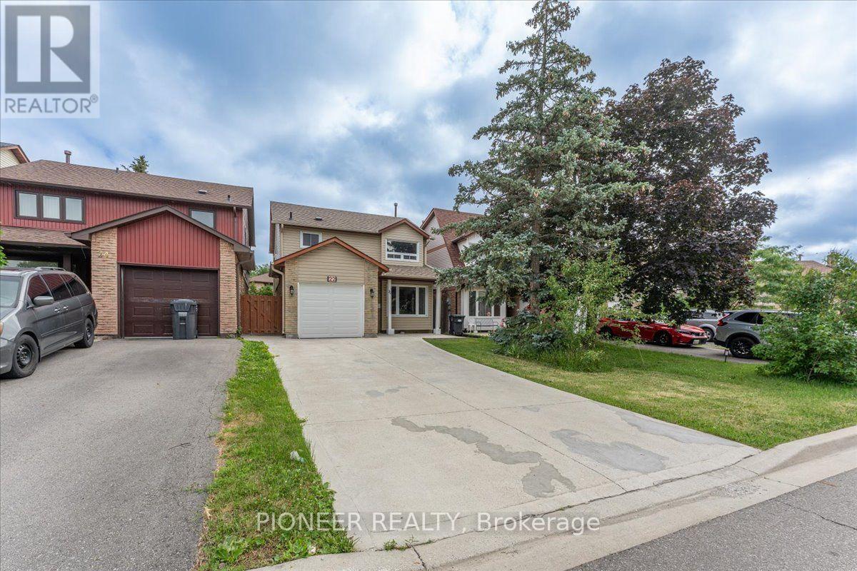 22 Wolverton Crescent, Brampton, Ontario L6S 3L1 - Photo 2 - W13545200