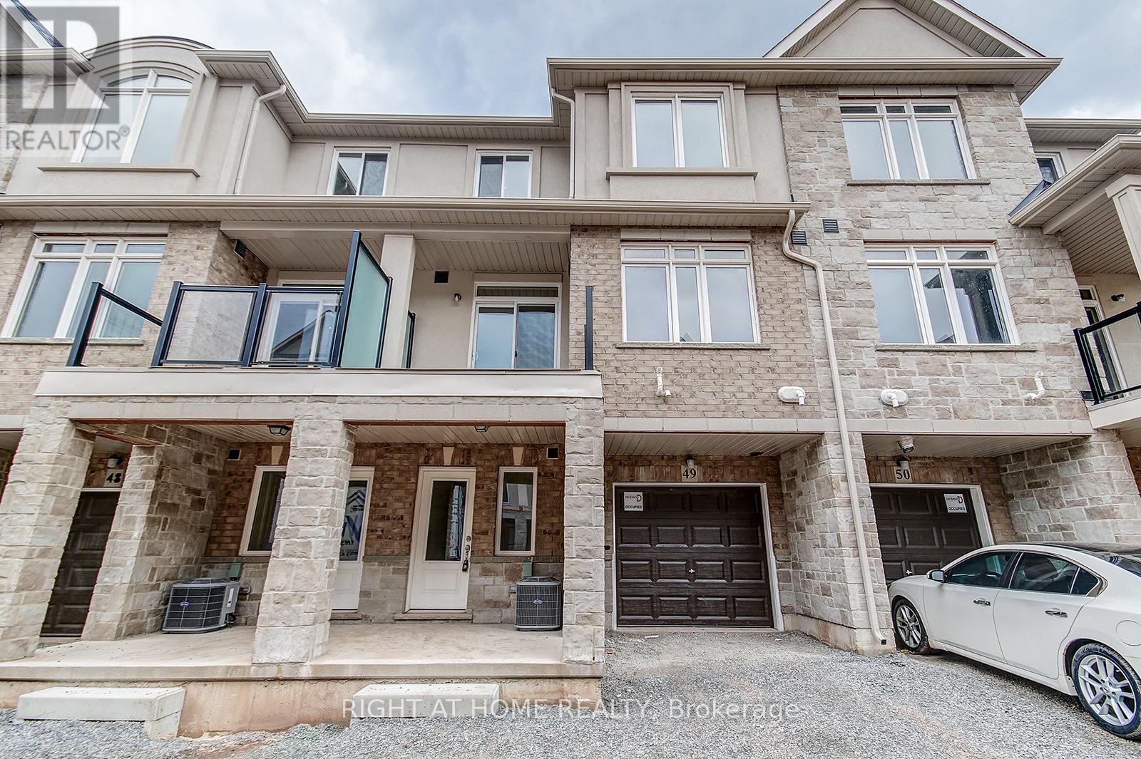 49 - 40 ZINFANDEL DRIVE, Hamilton, Ontario