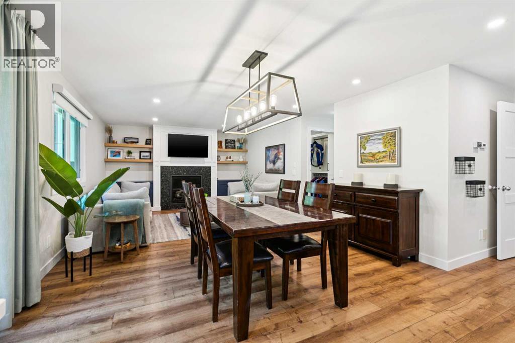 272 Woodfield Road SW, Calgary, Alberta  T2W 3V9 - Photo 10 - A2327693