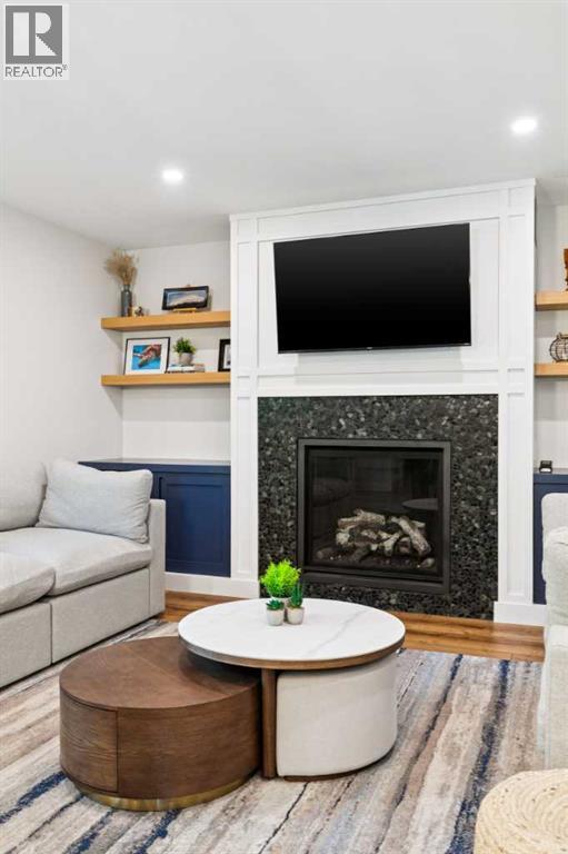 272 Woodfield Road SW, Calgary, Alberta  T2W 3V9 - Photo 16 - A2327693