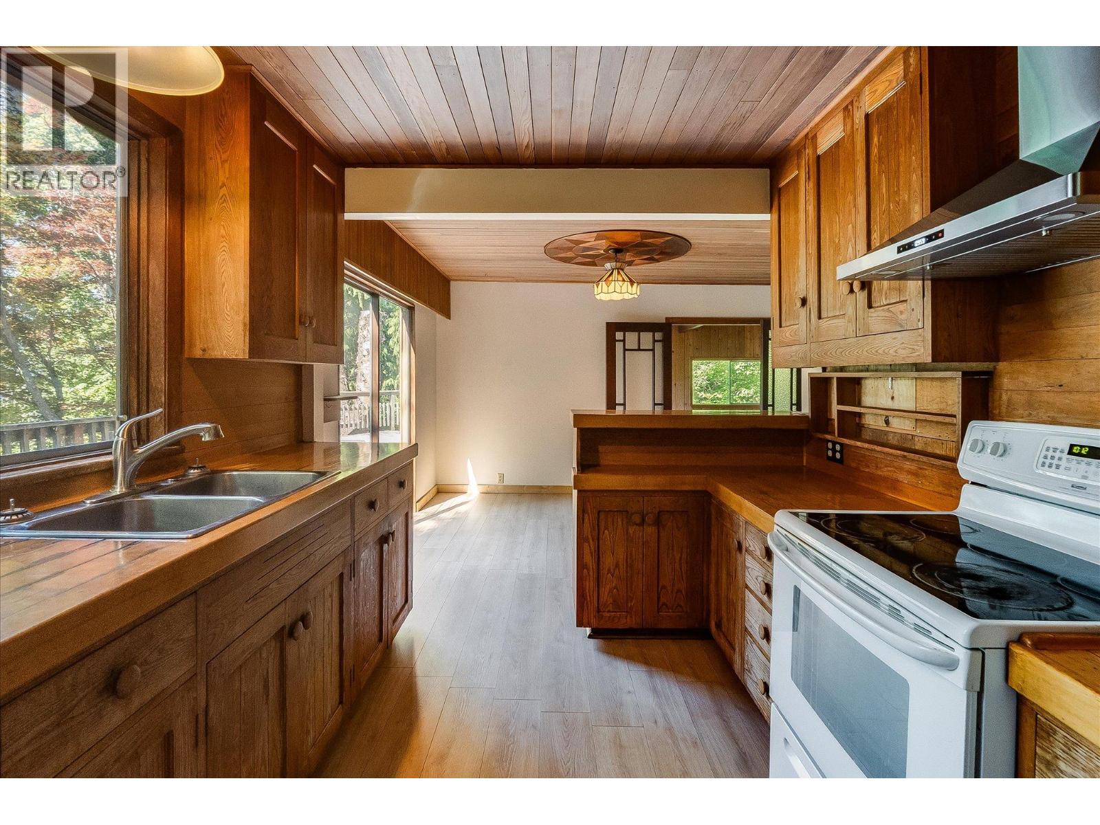 3457 South Slocan Village Road, Bonnington, British Columbia V0G 2G2 - Photo 12 - 10393735