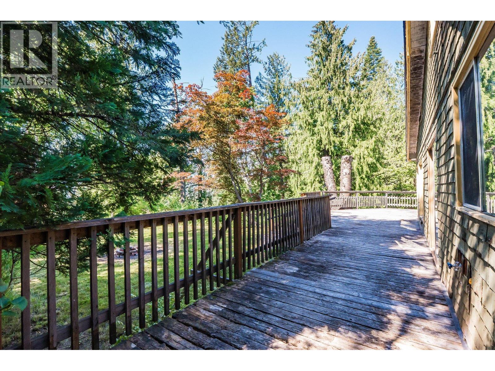 3457 South Slocan Village Road, Bonnington, British Columbia V0G 2G2 - Photo 14 - 10393735