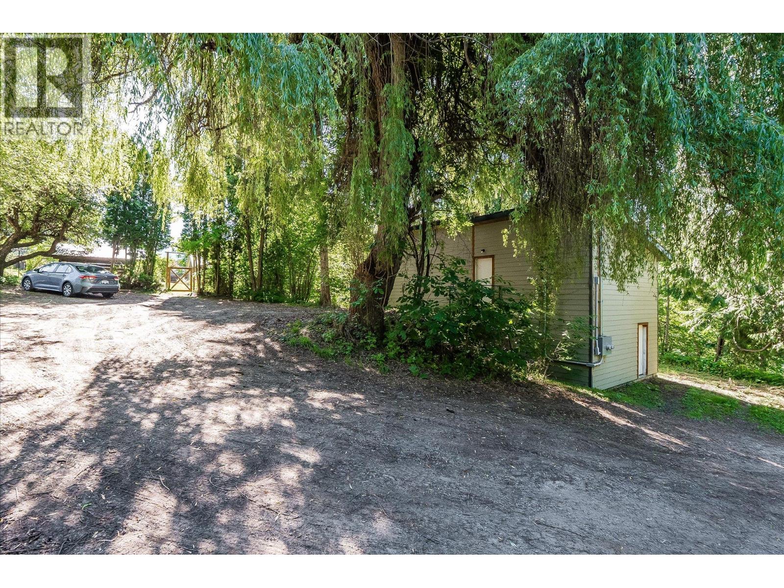 3457 South Slocan Village Road, Bonnington, British Columbia V0G 2G2 - Photo 46 - 10393735