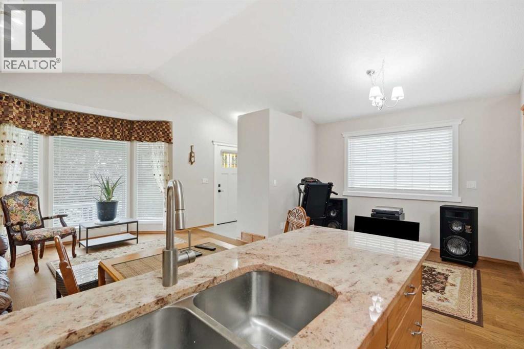 110 Bridlewood Avenue SW, Calgary, Alberta  T2Y 3T1 - Photo 10 - A2325446