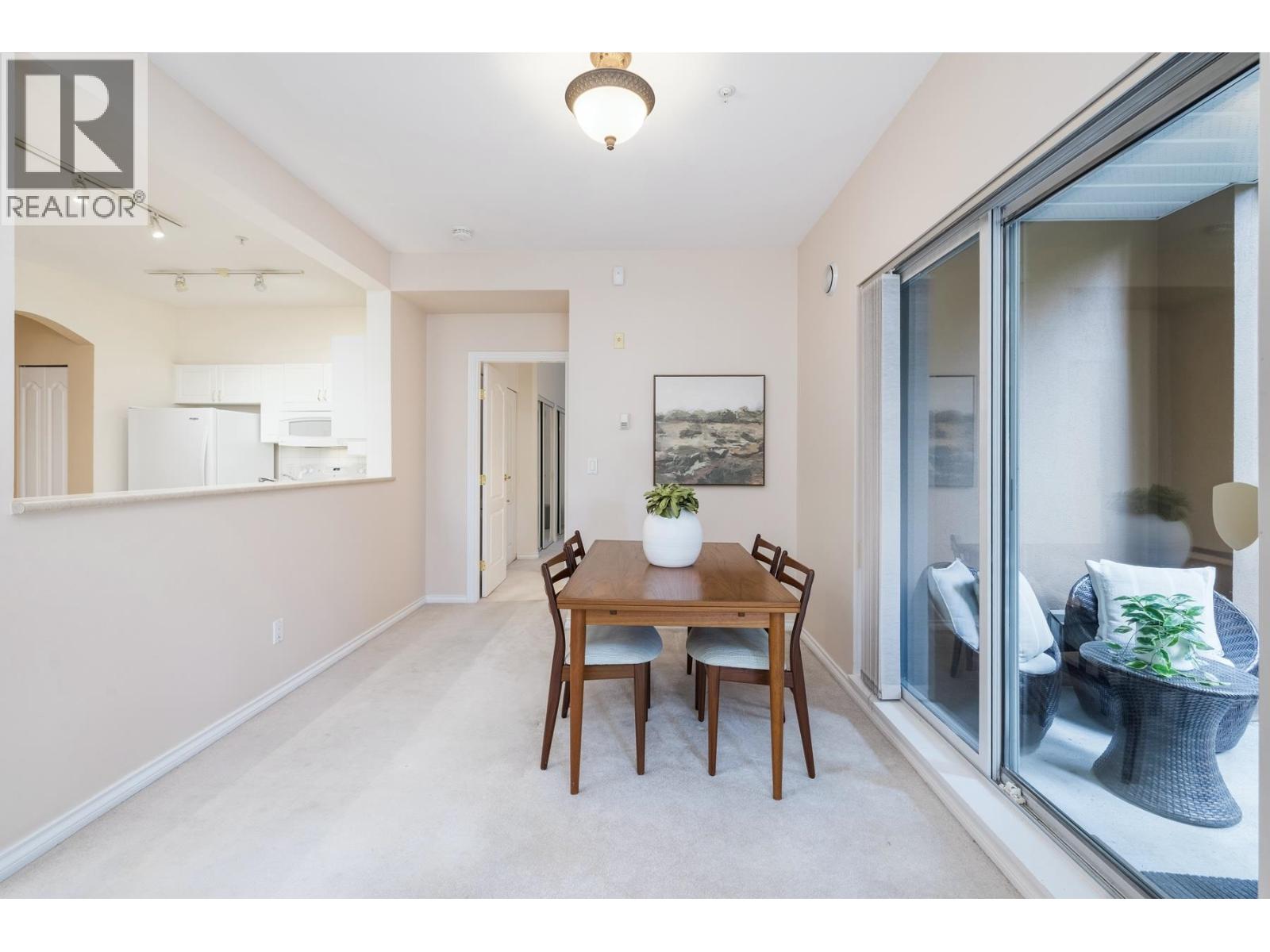 206 678 W Queens Road, North Vancouver, British Columbia  V7N 2L3 - Photo 12 - R3144681