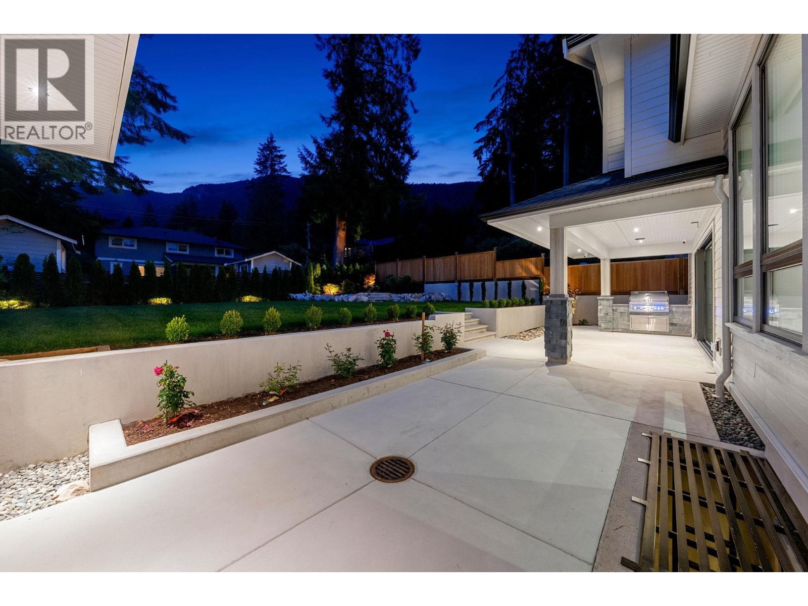 944 Clements Avenue, North Vancouver, British Columbia  V7R 2K7 - Photo 10 - R3144673