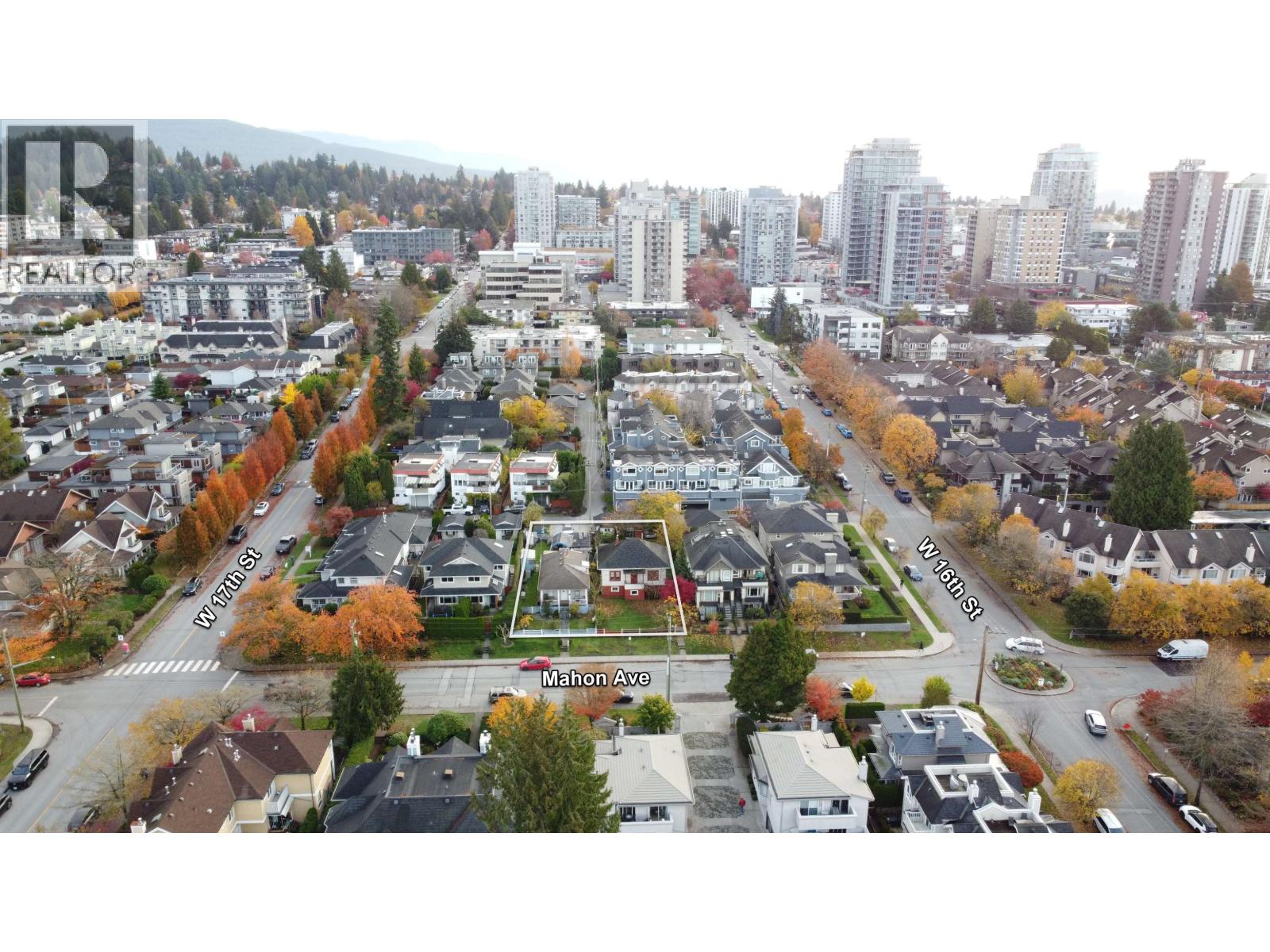 1628 &1632 Mahon Avenue, North Vancouver, British Columbia  V7M 2S8 - Photo 3 - C8080290