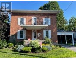 11 PETER STREET, North Glengarry, Ontario