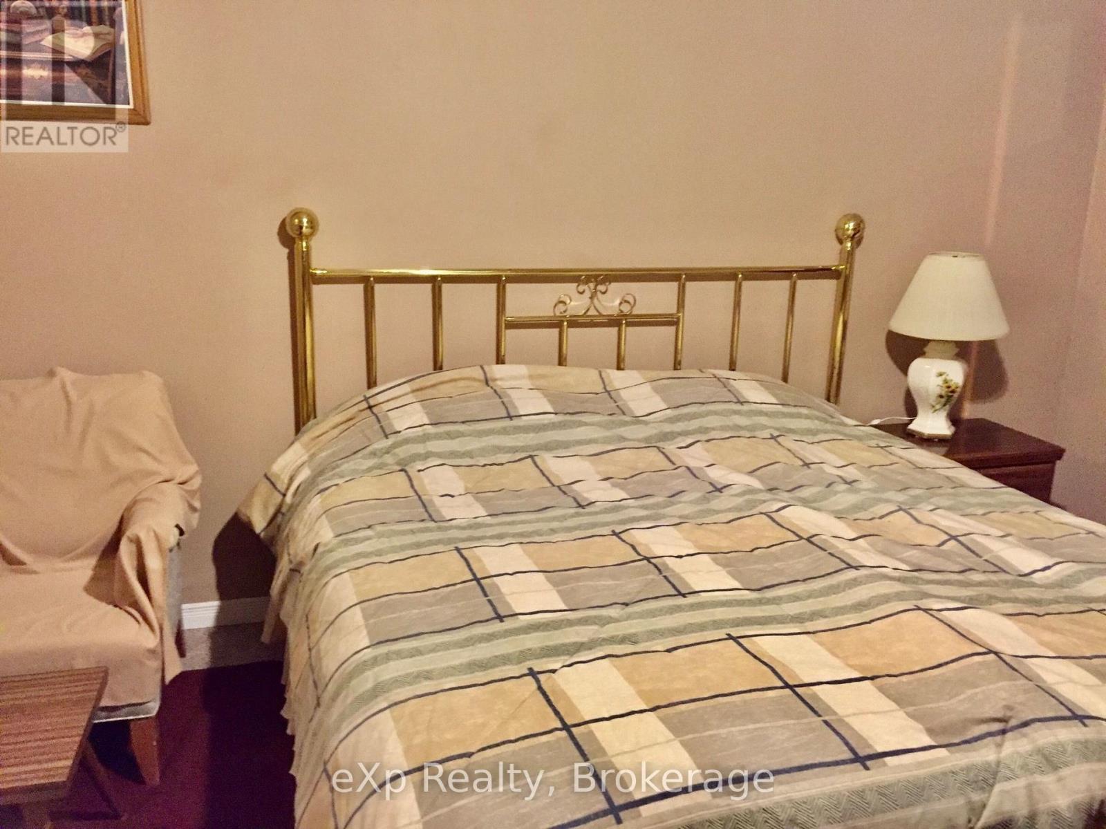 130 Durham Street E, Brockton, Ontario  N0G 2V0 - Photo 5 - X13545254