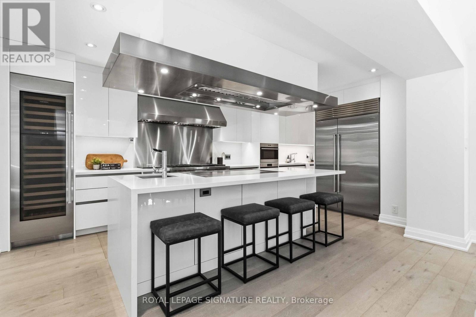 204 Richview Avenue, Toronto, Ontario  M5P 3G3 - Photo 15 - C13545286